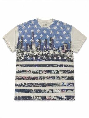 On The Byas American Flag New‎ York “Twin Towers” Graphic T-Shirt Size S